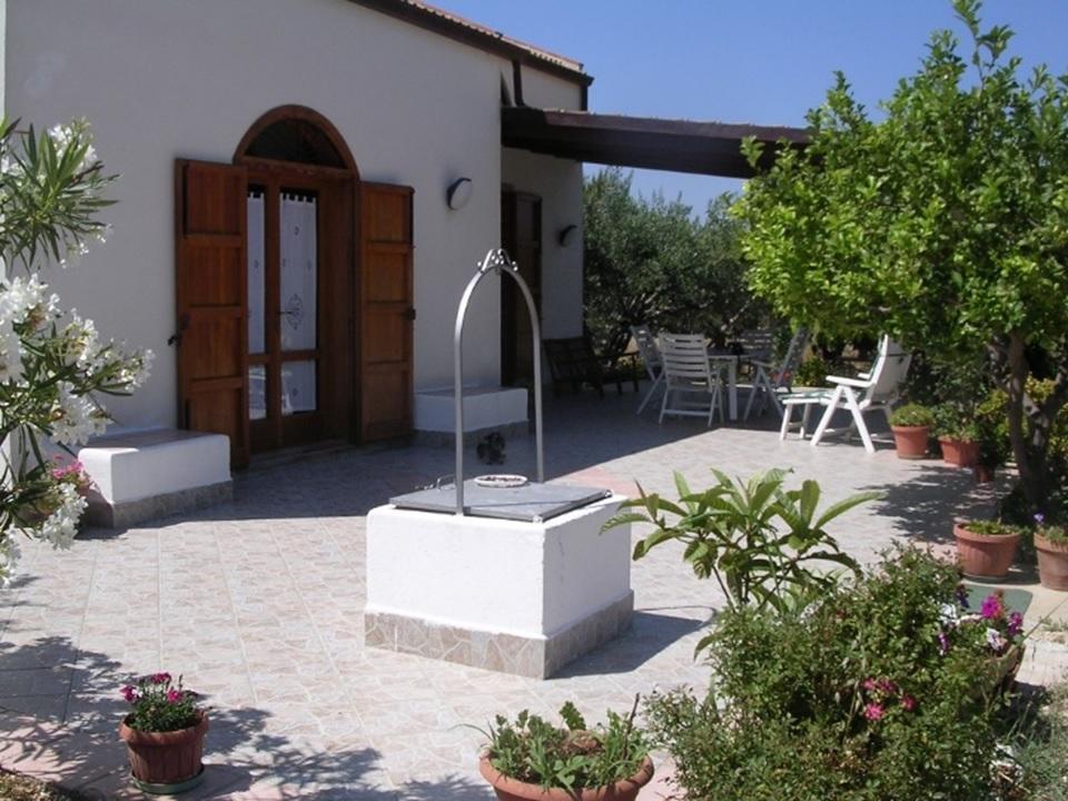 مبيت وإفطار كاستيلاّماري ديل غو Uliveto House المظهر الخارجي الصورة